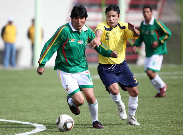 Evo Morales y el futbol